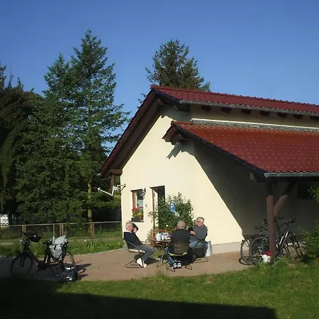 Holiday home In Kienitz Mit Grill, Terrasse Und Garten Letschin